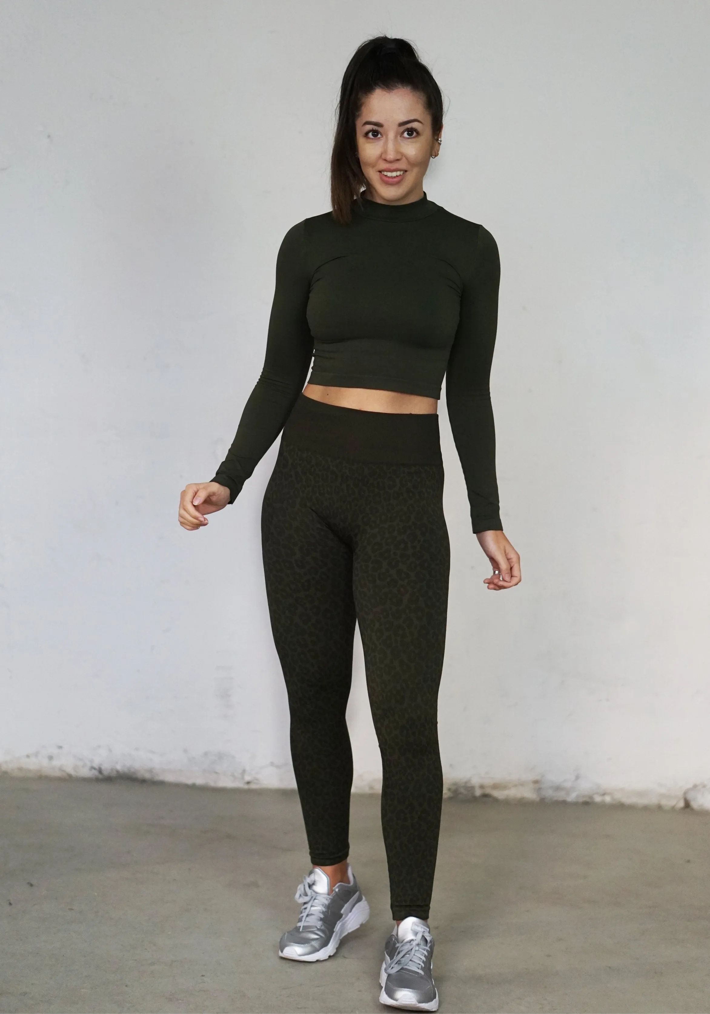 Cahira Long Sleeved Crop Top