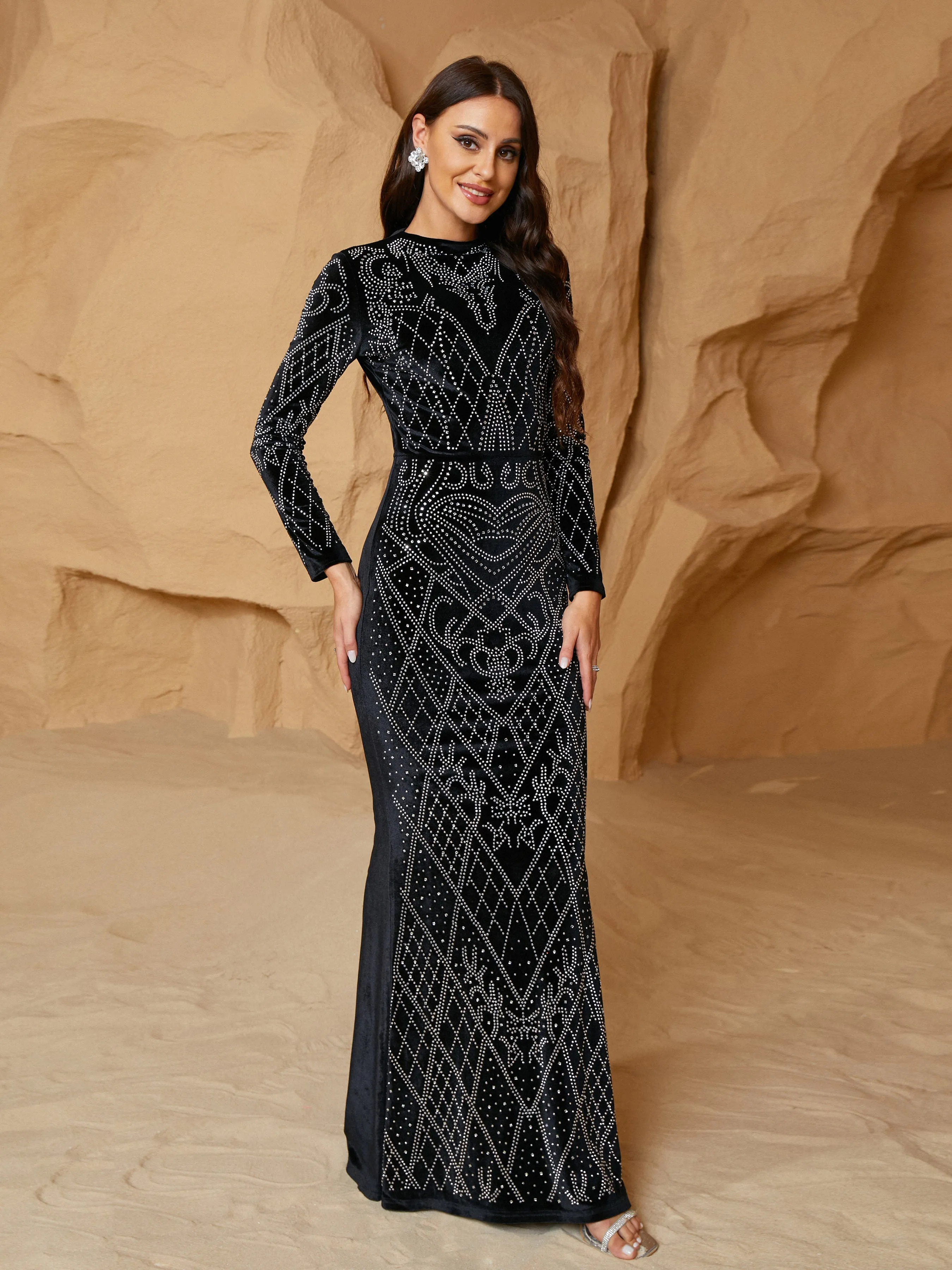 Full Cover Velvet Panel Sequin Black Formal Dress RJ10907