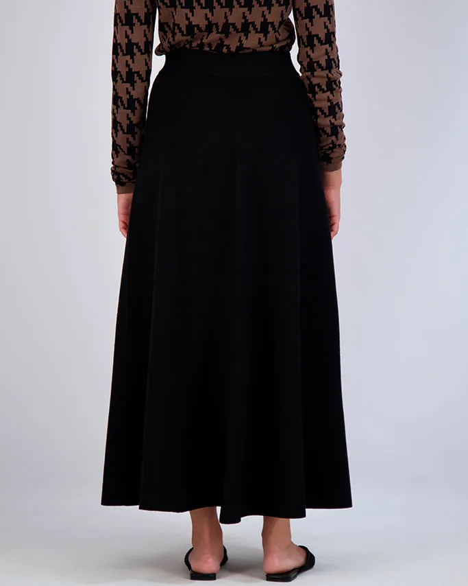 KNIT A LINE MAXI SKIRT-BLACK