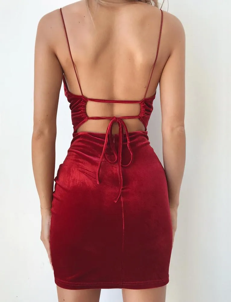 Lexi Velvet Dress - Cherry Red