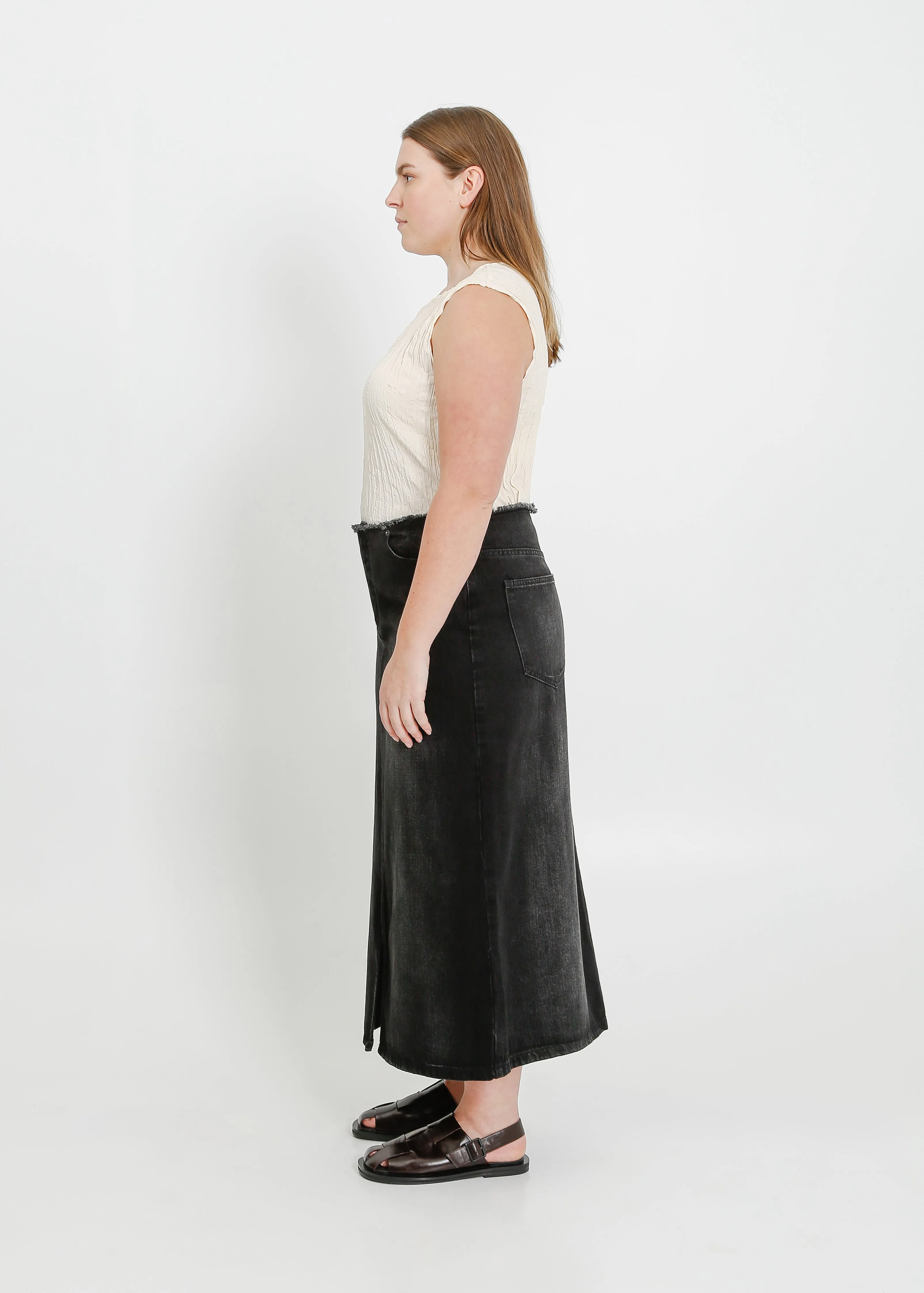 REIGN DENIM SKIRT / BLACK