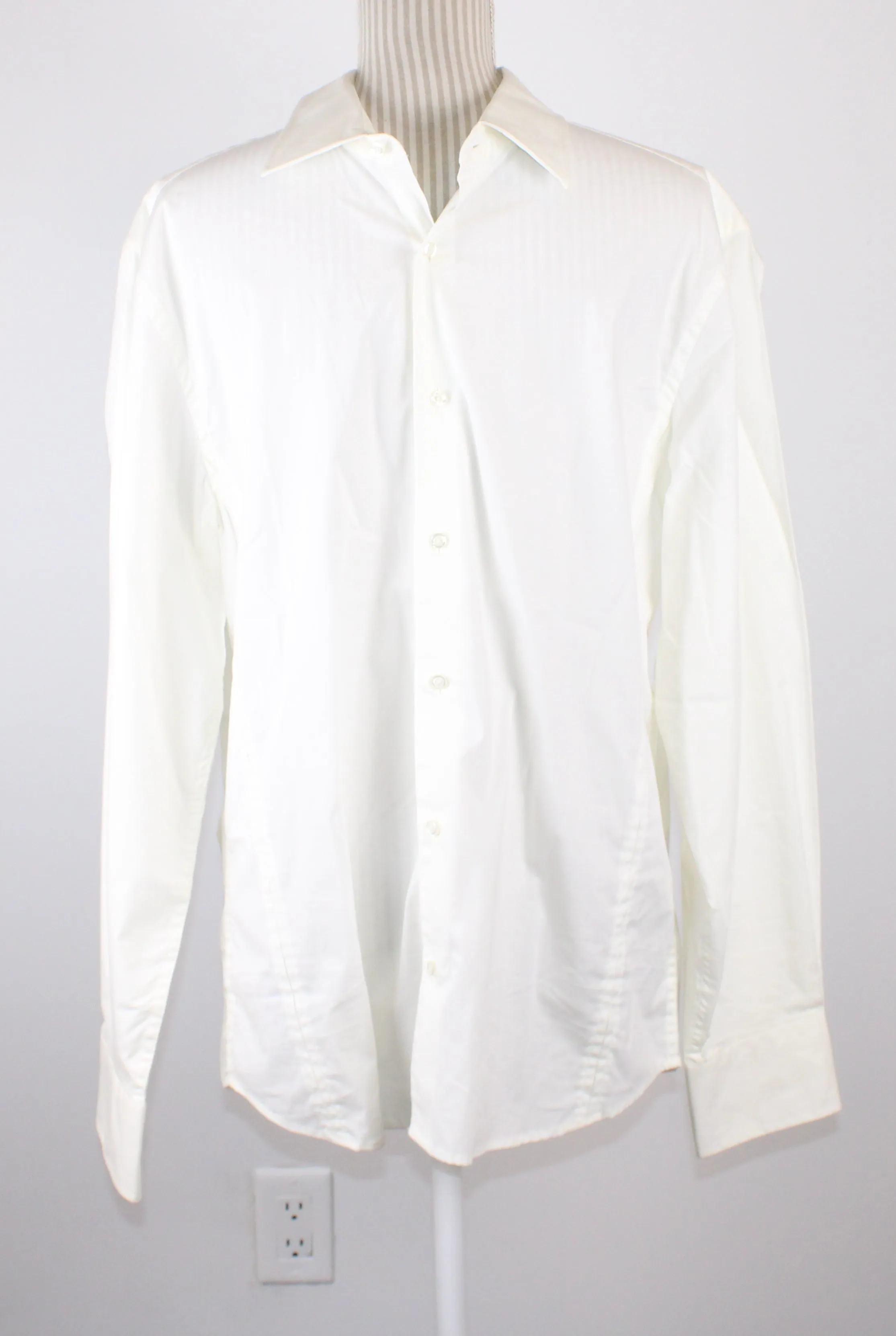 RW & CO WHITE DRESS SHIRT MENS LARGE PRE-LOVED