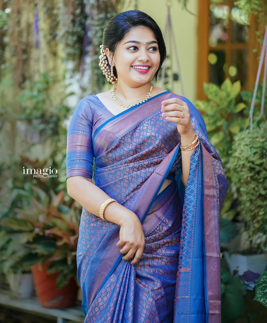 Scrumptious Blue Soft Silk Saree With Luxuriant Blouse Piece