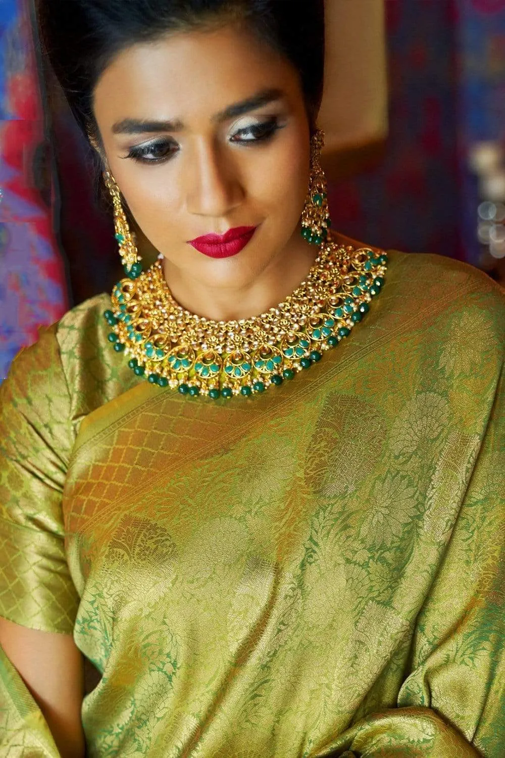 Woebegone Green Kanjivaram Silk Saree With Outstanding Blouse Piece