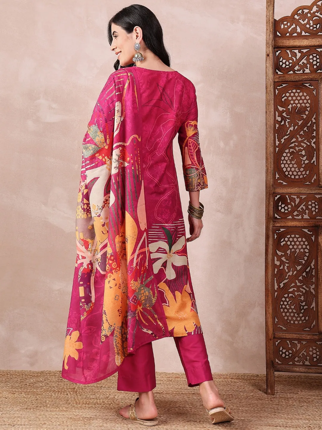 Women Pink Silk Blend Floral Printed Straight Kurta Trouser With Dupatta