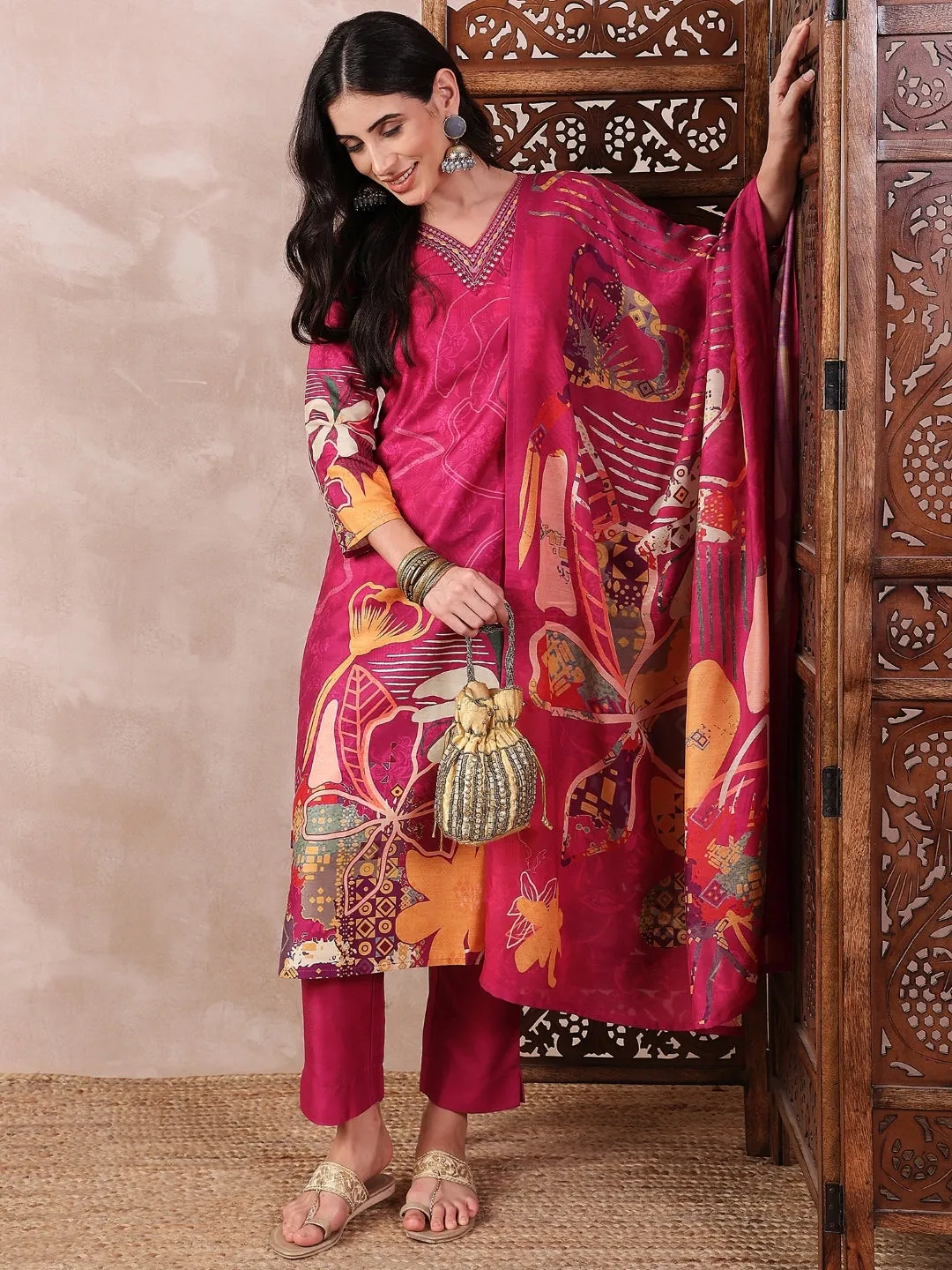 Women Pink Silk Blend Floral Printed Straight Kurta Trouser With Dupatta